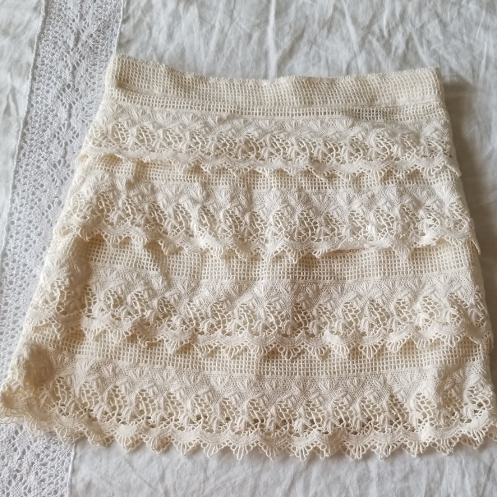 Cream lace skirt
